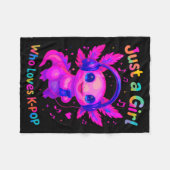 Couverture Polaire Axolotl Just A Girl Who Loves K-p  (Devant (Horizontal))