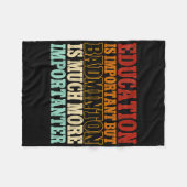 Couverture Polaire Badminton Est Une Navette Beaucoup Plus Importante (Devant (Horizontal))