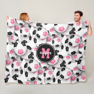 Couverture Polaire ballons de football noir rose motif monogrammed