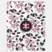 Couverture Polaire ballons de football noir rose motif monogrammed (Devant)