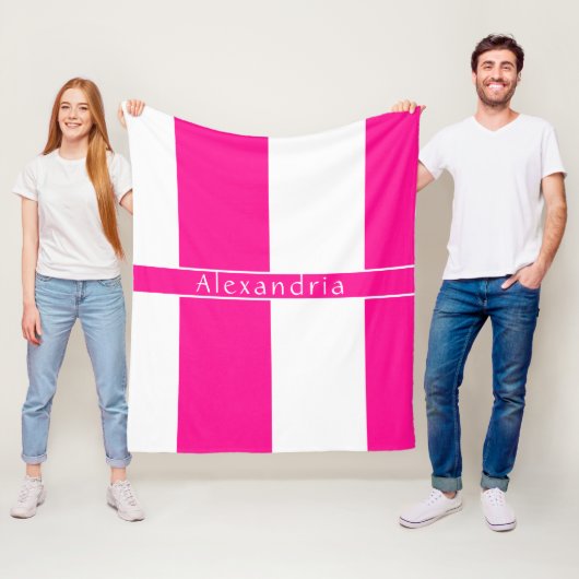 Couverture Polaire Bandes roses chaudes personnalisées (En situation)