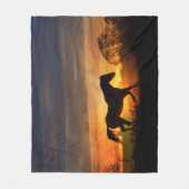 Couverture Polaire Beau cheval Trotting au lever du soleil (Devant)