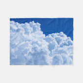 Couverture Polaire Beaux nuages Puffy dans le ciel bleu (Devant (Horizontal))