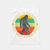 Couverture Polaire Believe In Yourself Sasquatch Funny Motivational B (Devant)