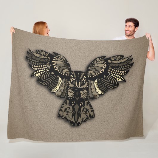 Couverture Polaire Belle Chouette Rustique (En situation)