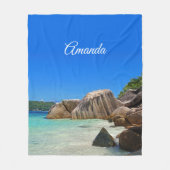 Couverture Polaire Belle mer tropicale avec une plage rocheuse (Devant)
