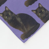 Couverture Polaire Black Cat Staring Ominse Photo Coupe violet (Coin)