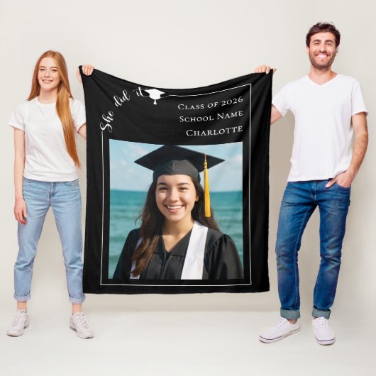 Couverture Polaire Black white modern photo Graduation she did it (En situation)