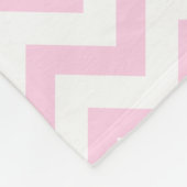 Couverture Polaire Blanche bébé Chevron rose personnalisé (Coin)