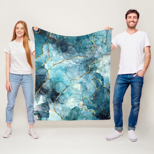 Couverture Polaire Bleu et doré marbre (En situation)