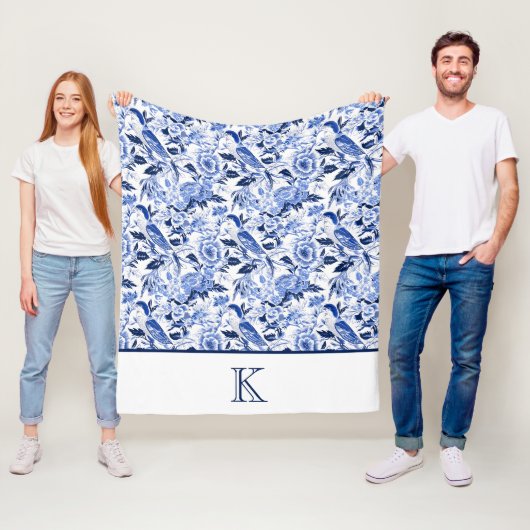 Couverture Polaire Blue Bird Chinoiserie Monogram (En situation)