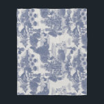 Couverture Polaire Blue Christmas Winter Wonderland<br><div class="desc">Célébrez Noël cette année avec cette magnifique couverture en polaire avec un design de toile avec un bel arbre de Noël au premier plan découvert par un enfant curieux. Un couple dansant, des arbres, un traîneau à Père Noël, des cadeaux, et un renne sont tous gracieux le milieu du terrain....</div>