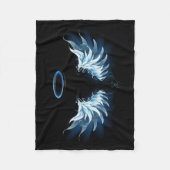 Couverture Polaire Blue Glowing Angel Wings on black background (Devant)
