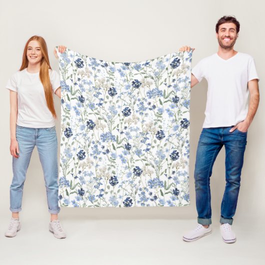 Couverture Polaire Blue Watercolor Wildflower (En situation)