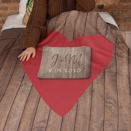 Couverture Polaire Bois sculpté rustique noms de couple monogramme in