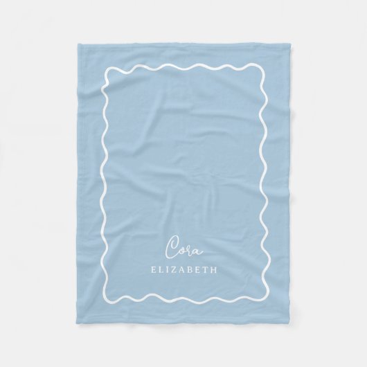 Couverture Polaire Bordure ondulée bleu ciel avec monogramme (Devant)