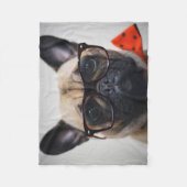 Couverture Polaire Bouledogue français avec les verres et la cravate (Devant)