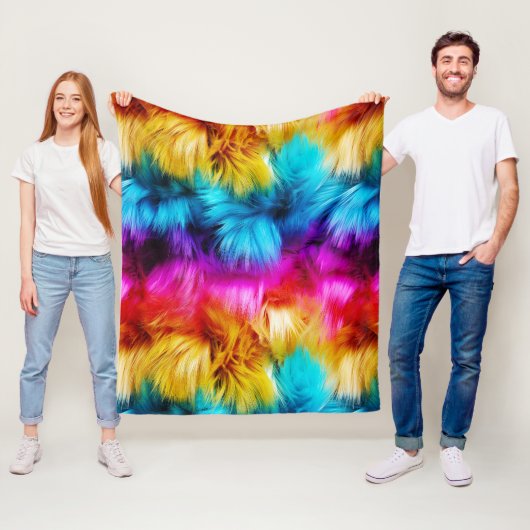 Couverture Polaire Bright Rainbow fausse texture de fourrure monstre (En situation)