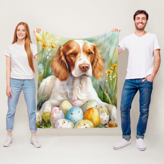 Couverture Polaire Brittany Spaniel Chien avec Oeufs de Pâques Vacanc (En situation)