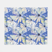 Couverture Polaire Camomilles Abstraites sur un arrière - plan bleu. (Devant (Horizontal))