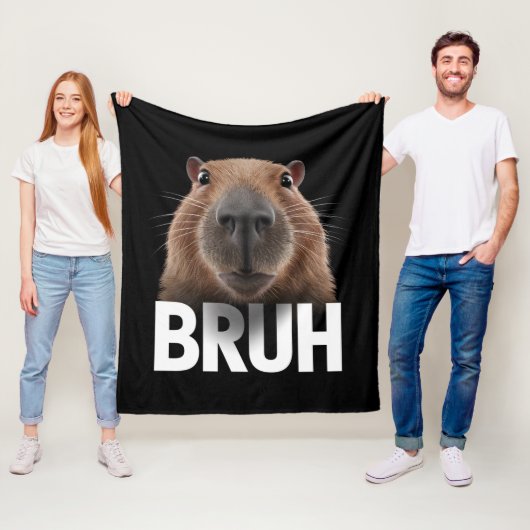 Couverture Polaire Capybara Drôle Bruh  (En situation)