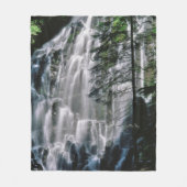 Couverture Polaire Cascade dans la forêt, Oregon (Devant)