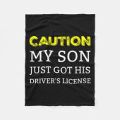 Couverture Polaire Caution My Son Just Got His Driver's License  (Devant)