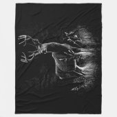 Couverture Polaire Cerf aux bois encadrés par champ et arbre (Devant)