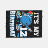 Couverture Polaire C'est mon 12e anniversaire Dabbing Bowling 12 ans (Devant (Horizontal))