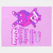 Couverture Polaire Cette reine ne suit jamais les règles rose (Devant (Horizontal))