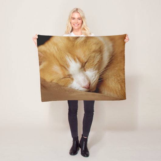 Couverture Polaire Chaton couchant (En situation)