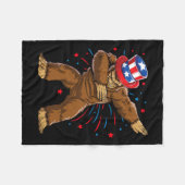 Couverture Polaire Chemises Bigfoot 4 juillet Sasquatch Drapeau Améri (Devant (Horizontal))