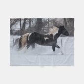 Couverture Polaire Cheval à travers la neige (Devant (Horizontal))