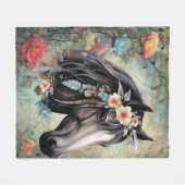 Couverture Polaire Cheval brun dans les fleurs. (Devant (Horizontal))