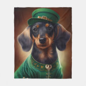Couverture Polaire Chien teckel habillé pour la Saint-Patrick (Devant)