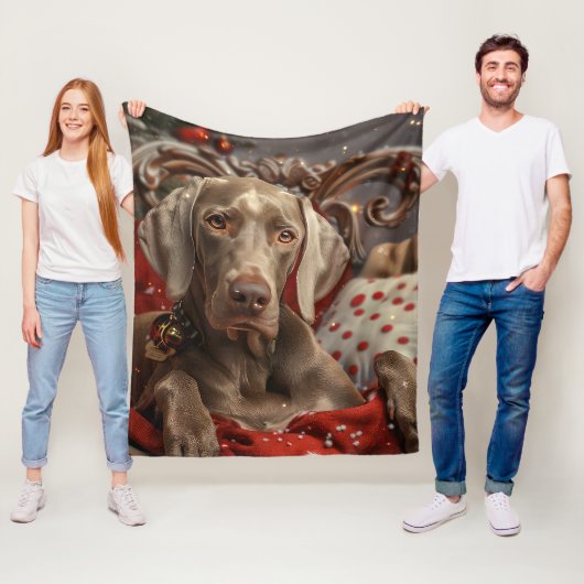 Couverture Polaire Chien Weimaraner Noël Fêtard (En situation)