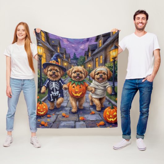 Couverture Polaire Chiens Pekingese Trick or Treating Halloween Costu (En situation)
