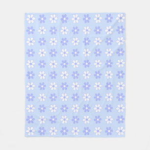 Couverture Polaire Ciel bleu et fleurs blanches sur fond bleu clair