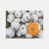 Couverture Polaire Citrouilles fantômes avec un orange sournois (Devant (Horizontal))