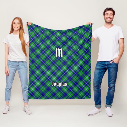 Couverture Polaire Clan Douglas Tartan (En situation)