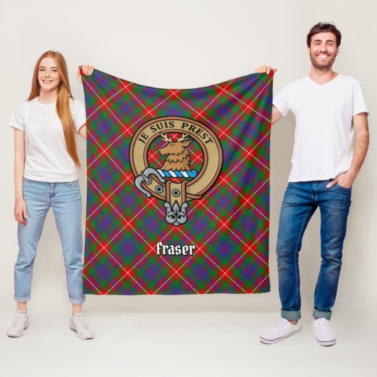 Couverture Polaire Clan Fraser de Lovat Crest sur Tartan (En situation)
