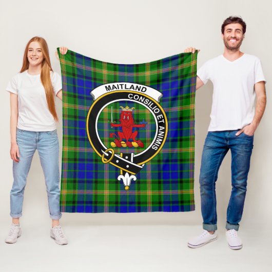 Couverture Polaire Clan Mai Tland Tartan Plaid (En situation)