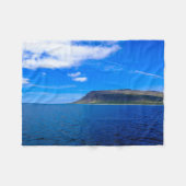 Couverture Polaire Cliff Brown près de la mer (Devant (Horizontal))