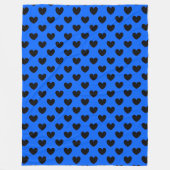 Couverture Polaire Coeurs polka noirs sur bleu (Devant)