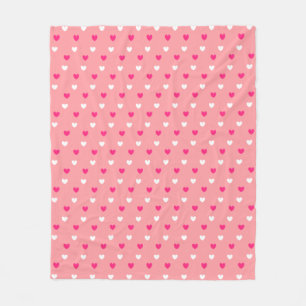 Couverture Polaire Cœurs rouges magenta et blancs sur fond rose corai