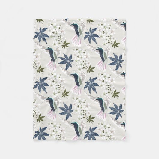 Couverture Polaire Colibris et fleurs blanches. (Devant)