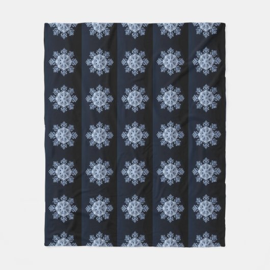 Couverture Polaire Conception de flocon de neige complexe sur fond bl (Devant)
