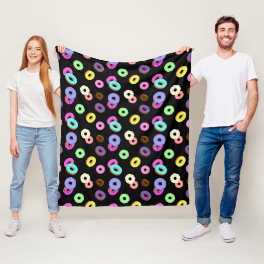 Couverture Polaire Cool amusant beignets colorés motif noir (En situation)