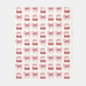 Couverture Polaire Coquette fille de vaches et cerises roses (Devant)