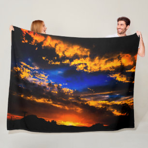 Couverture Polaire Coucher de soleil nuageux
